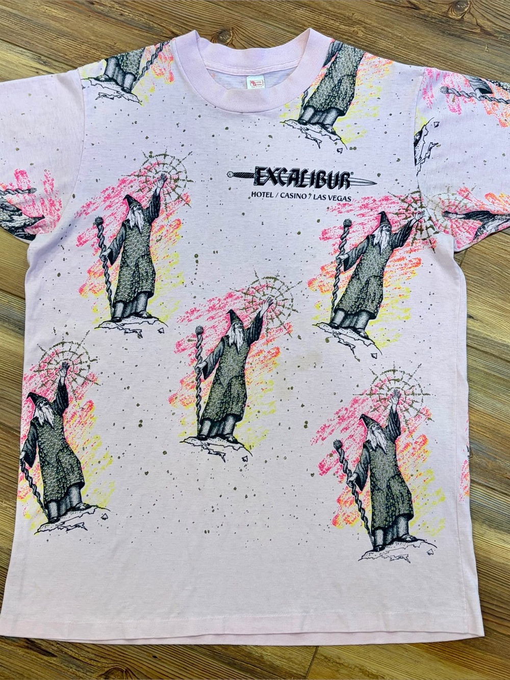 Vintage 90s Excalibur Alllover Wizard Glitter Single Stitch 50/50 Graphic T-Shir